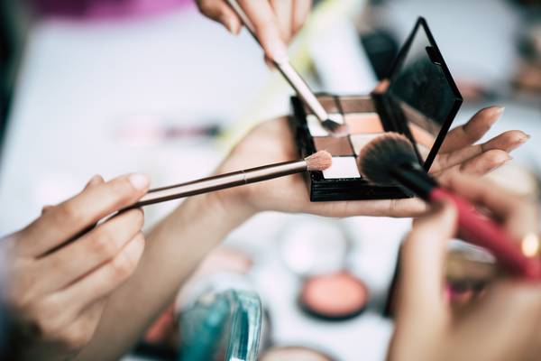 Pratiquer les techniques de maquillage : La fiche-conseil